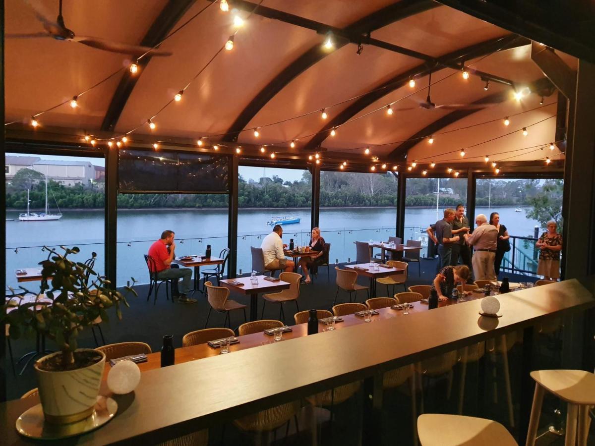 Burnett Riverside Hotel Bundaberg Exterior photo